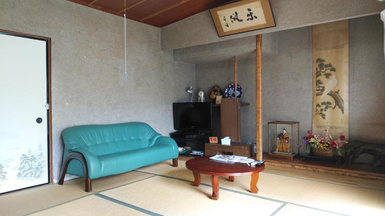Walking Pilgrimage Hotel Tokiwa Ryokan Ozu  Exterior photo
